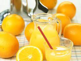 Los Beneficios Del Jugo De Naranja Natural Via Http Bit Ly Epinner Zumo De Naranja Zumos Jugo De Naranja