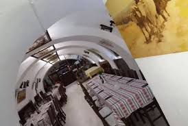 Contează mai ales vadul, dar şi cât de mult te implici în afacere. Afaceri La Cheie De Vanzare In Sibiu Cat CostÄƒ Un Restaurant Cu TerasÄƒ In PiaÈ›a Mare Ora De Sibiu