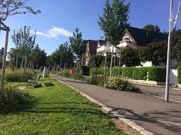 It is part of the integrated transport system and a valid bus ticket covers the ride. Seilbahn Rigiblick Zurich Updated 2021 All You Need To Know Before You Go With Photos Tripadvisor