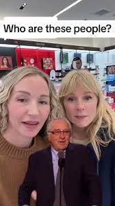 Margarita Davenport's Instagram, Twitter & Facebook