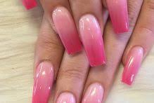 24 universal nails in 12 sizes — fits average, petite, and larger sized nails (includes 4 glitter accent nails). 42 Stylish And Beautiful Ombre Nail Design Ideas For 2020 2021 Part 3