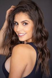 Vanessa Suarez's Instagram, Twitter & Facebook