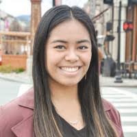 Lauren Padron's Instagram, Twitter & Facebook