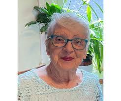 Jackie Rainey's Instagram, Twitter & Facebook