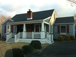 Cape Cod House With Porch With Images Craftsman Porch House Front Porch House With Porch