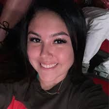 Tessa Benz's Instagram, Twitter & Facebook