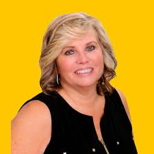 Rose Hupp's Instagram, Twitter & Facebook