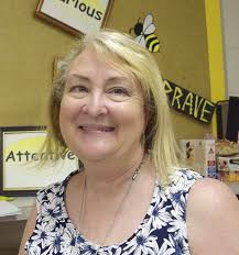 17 Apply For Top County Job