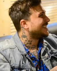 ive been going insane over dilf frank iero for the past idfk how many  months but i need to post this before i explode and die