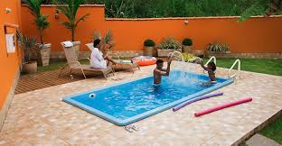 Piscina Compacta Imbe 4x2 Igui A Sua Piscina Quintal Com Piscina Piscina No Quintal Casas Pequenas Com Piscina