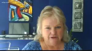 St. Pete woman gives her stimulus money to single moms and challenges  others to pay it forward