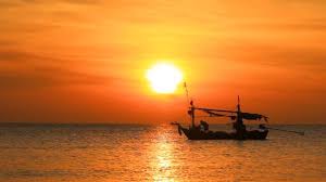 Nelayan suku bajo mantigola dulunya dikenal sebagai kaum pengembara. Fishing Boats At The Beach Stock Footage Video 100 Royalty Free 5670272 Shutterstock