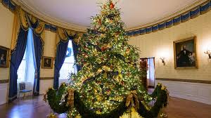 Hillary clinton white house christmas decorations. White House Seeking Volunteers For Christmas Decorating Abc11 Raleigh Durham