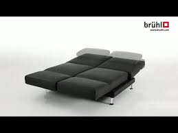 Die ästhetik, der komfort und die beweglichkeit des moule sofas sind unübertroffen. Bruhl Moule Youtube