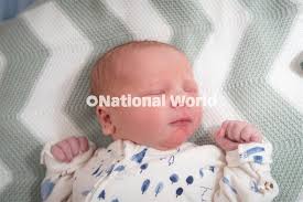 39922877-Baby Parker born