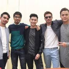 Pilot dan warda membuka semula lembaran kisah dua tahun lalu. Biodata Mas Khan Artis Handsome Kacukan Melayu Pakistan Dan Cina Azhan Co