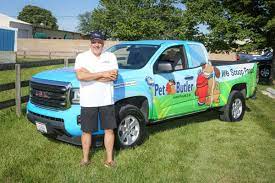 We take care to provide our services with a thorough eye and an attention to detail in order to ensure our customers complete satisfaction. Dallas Area Pooper Scooper Dog Poop Service Pet Butler