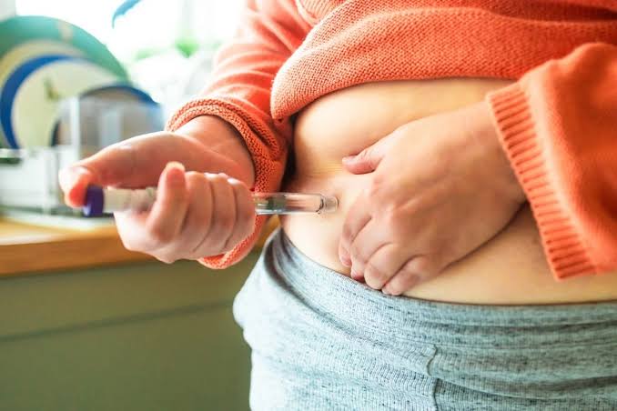 Nova caneta emagrecedora da Lilly alcança redução inédita com perda de até 28% do peso