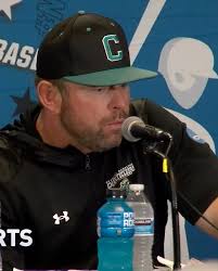 👉 Follow @collegesportsonly for more 🏈🏀⚾️, Kevin Schnall didn’t  appreciate O’Sullivan throwing a fit over their game being delayed an hour.  🤯, #baseball #collegebaseball #ncaa #ncaabaseball #sports