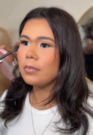 Soft Glam Makeup for Sweet Seventeen Celebrations