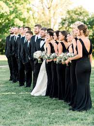 A style savvy wedding resource devoted to the modern bride's journey down the altar with gorgeous real weddings, vendor recommendations and much more! Wedding Party Photos Black And White Wedding Theme White Wedding Theme Black Bridal Parties