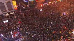 Times Square Nye 2022 Performers Covid New York City Update Revelers In Times Square Must Be Fully Vaccinated For New Year S Eve Ball Drop Abc7 New York