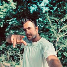 Manu is one of the world's largest selling artists, but is less known. Stream Je Ne T Aime Plus Manu Chao Bongo Bong Reinterpretation By Ares Korab Listen Online For Free On Soundcloud