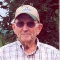 Leonard Hyde's Instagram, Twitter & Facebook