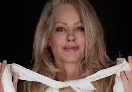 Go Griswolds! Beverly D'Angelo, Anthony Michael Hall have 'Vacation'  reunion at Steel City Con