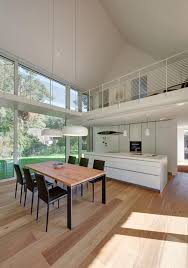 Ess Und Wohnbereich Zweigeschossig Mit Galerie Moderne Esszimmer Von Mohring Architekten Modern Homify Wohnen Waldhaus Esszimmer Modern