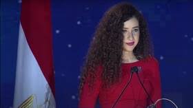 ونشر الفنان عمر السعيد، صورا ومقاطع فيديو من حفل. 8py0yod0bvnhsm