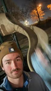 The ultimate razz: Tomahawk putt • #discgolf #disc #charlottediscgolf