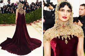 The singer recently came to london to be with his wife. Priyanka Chopra Does Fairytale Style At The 2019 Met Gala Time