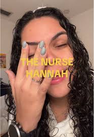 Hannah Bhiatt: Estrés y pañales en su vida diaria