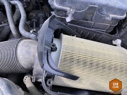 Damit es erst gar nicht so weit kommt, solltest du den luftfilter regelmäßig reinigen und bei bedarf rechtzeitig tauschen. Inspektion Luftfilter Wechseln Beim Vw Caddy 2k Tsi Vanclan De