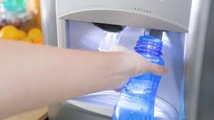 Air adalah produk yang dijual di depot air isi ulang. 4 Cara Untuk Mensterilkan Botol Wikihow
