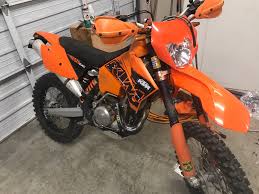 Four stroke, single cylinder, sohc, 4 valves per cylinder. Ktm 525 Exc As An Adventure Bike Page 452 Adventure Rider