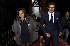 Isabel dos santos é ainda presidente da cruz vermelha de angola. Isabel Dos Santos Angola S Princess With A Troubled Business Empire Cgtn