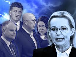 Games legend Tunstall dies at 93