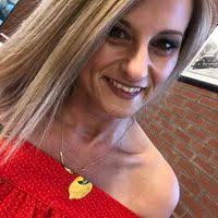 Kasey Gardner's Instagram, Twitter & Facebook