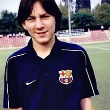 ljoˈnel anˈdɾez ˈmesi ( слушать); Ya Byl Samym Malenkim I Kazhdyj Den Mne Delali Ukol Messi I Problemy S Rostom 18 Mne Uzhe Blogi Sports Ru