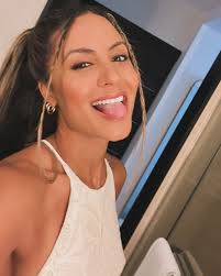 Alexus Morgan's Instagram, Twitter & Facebook