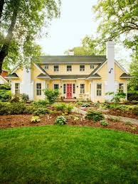 Yvette irene appearing on an episode of curb appeal entitled charleston or bust. *video published with permission of hgtv for. Colorful Curb Appeal Ideas For Any Home Style Hgtv Curb Appeal House Exterior Yellow Houses