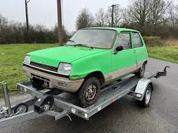 Image result for Vert Laitue 1977 Renault
