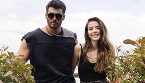 Aşkın tarifi (literally, recipe of love) is a brand new romantic comedy on turkish television. Bay Yanlis Mr Wrong Synopsis And Cast Turkish Drama Tv Series Synopsis Website