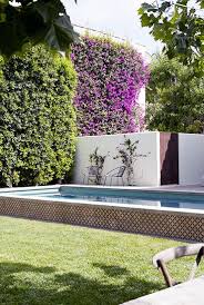 Tour The Bright Art Filled Santa Monica Home Of An Interior Designer California Cool California Home Decor Disc Interiors