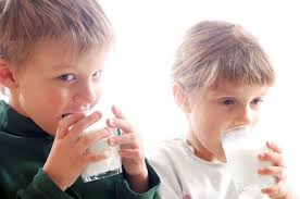Et si c'était une allergie au lait de vache ? Comment Deceler Une Allergie Ou Une Intolerance Au Lait De Vache I Familles Sante Prevention
