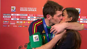Последние твиты от iker casillas (@ikercasillas). Sara Carbonero Iker Casillas Y Su Beso L Rtve Es
