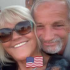 Songs of the 70's be like , sound from Tim Hawkins