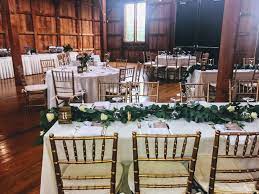 The Rustic Wedding Of Your Dreams The Barn At Old Bethpage Village Restoration Long Island Ny Wedding Venue Bar Ny Wedding Venues Barn Wedding Ny Wedding